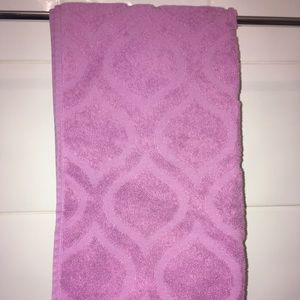 Tracy Reese Home pink/purple geometric hand towel